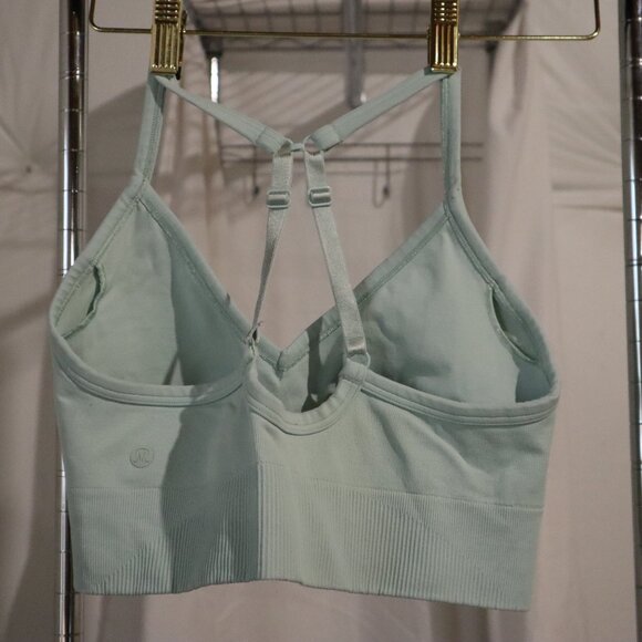 Lululemon Sports Bra- size 6- Minty Blue - Picture 2 of 6